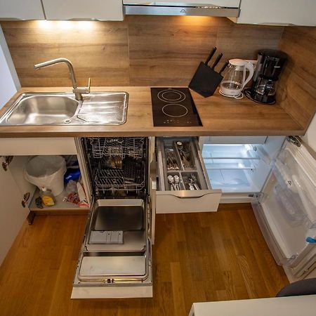 Modern Innsbruck Apartment I Free Parking Экстерьер фото